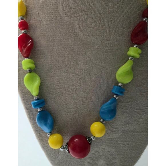 Retro Red, Yellow, Blue, and Yellow Plastic Beaded Necklace and Green Earrings - Picture 7 of 10